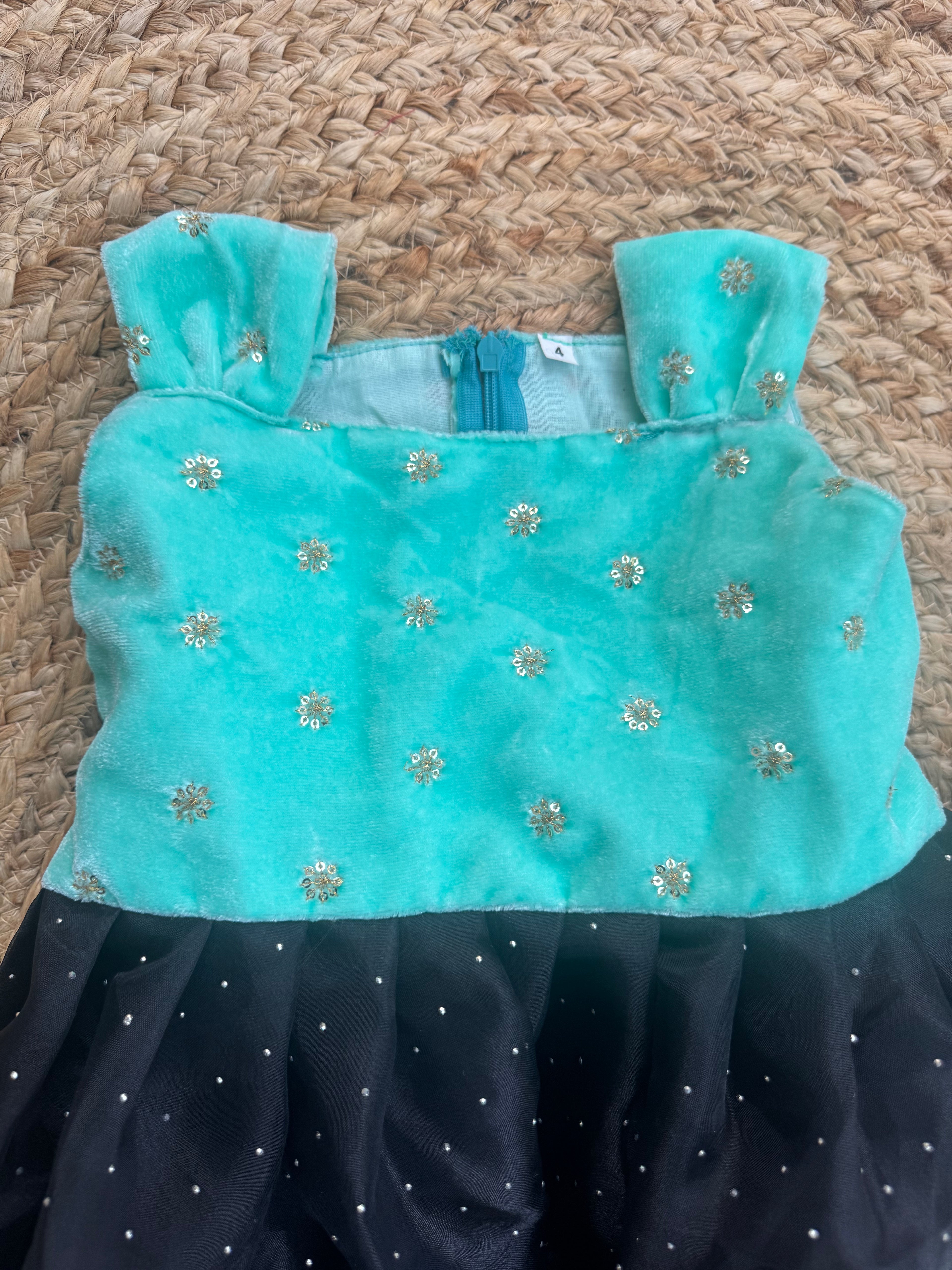 Elegant Green Velvet and Black Organza Party Dress for Baby Girls